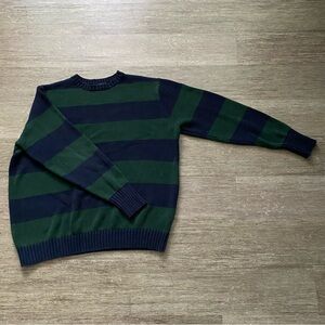 Brandy Melville Green and Navy Blue Striped Crewneck Sweater